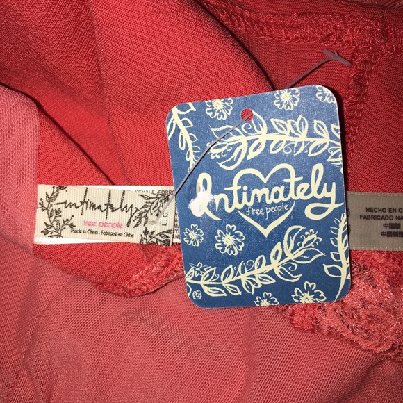 Free People| Crop Top Size L - Picture 7 of 8